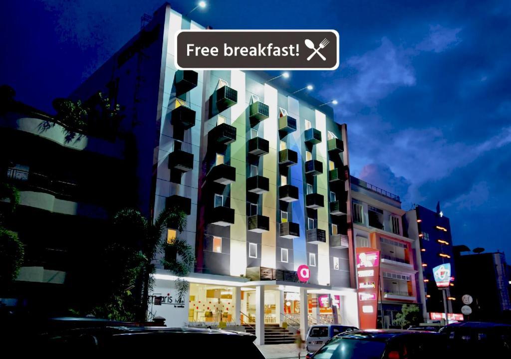 Amaris Hotel Ambon Eksteriør billede