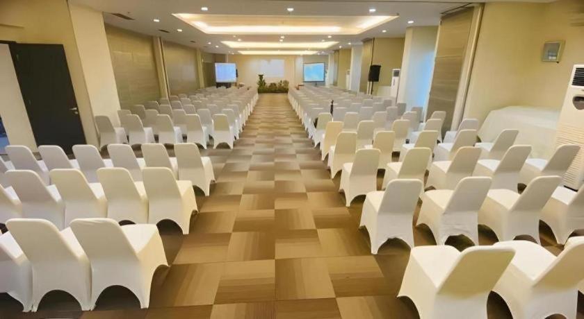 Amaris Hotel Ambon Eksteriør billede