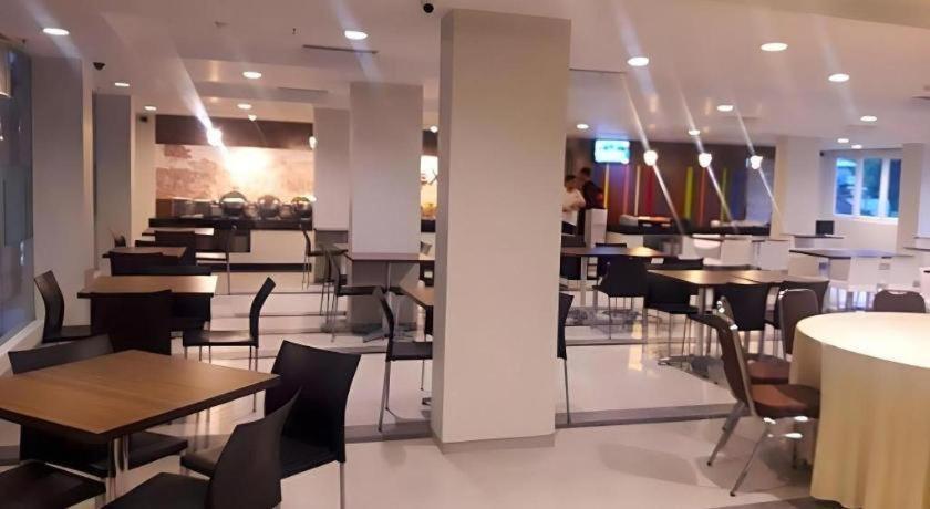 Amaris Hotel Ambon Eksteriør billede