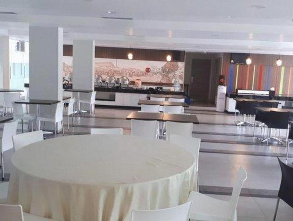 Amaris Hotel Ambon Eksteriør billede